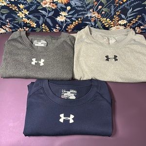 Under Armor Loose HeatGear Tees- Lot of 3